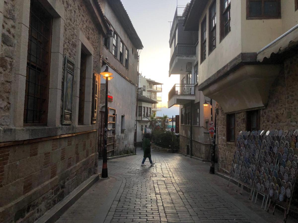 Mavi Avlu - Old Town Apartments Antalya Extérieur photo