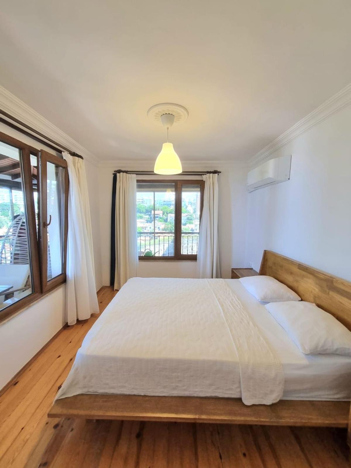 Mavi Avlu - Old Town Apartments Antalya Extérieur photo